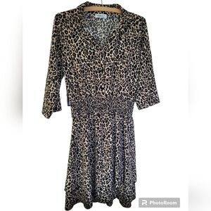 🐆 Leopard print button down dress